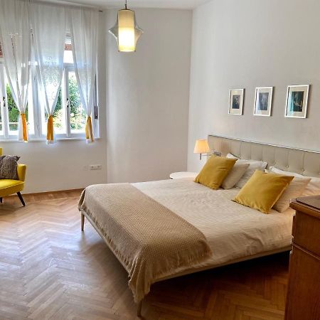 Delightful Villa Rina Merano Bagian luar foto